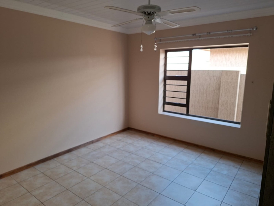 To Let 2 Bedroom Property for Rent in Wilkoppies North West